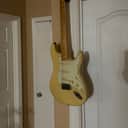 Squier Pro Tone Stratocaster with Maple Fretboard 1997 - Vintage Blonde