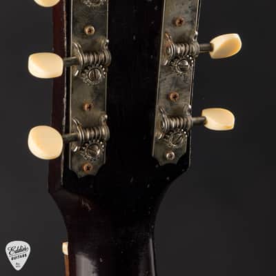 Gibson Murphy Lab 1942 Banner J-45 Ultra Light Aged Vintage Sunburst #21866031 image 8