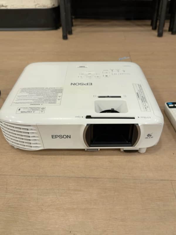 Epson Home Cinema 1080 3LCD 1080p Projector w/ Remote & Power Cable