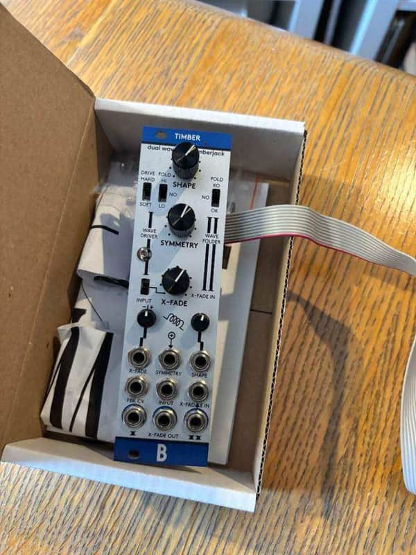 Bastl Timber Eurorack - Dual Waveform Lumberjack - Silver image 1