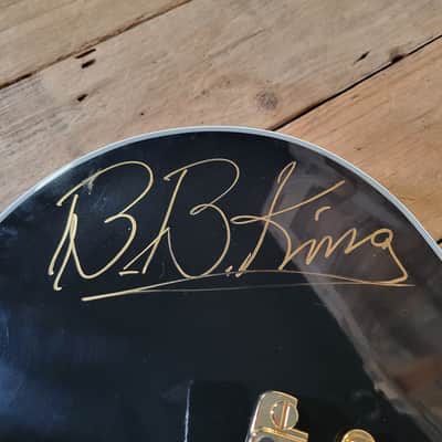 Gibson BB King Lucille Signature 2004 Signed by BB King with Pictures - Black image 13