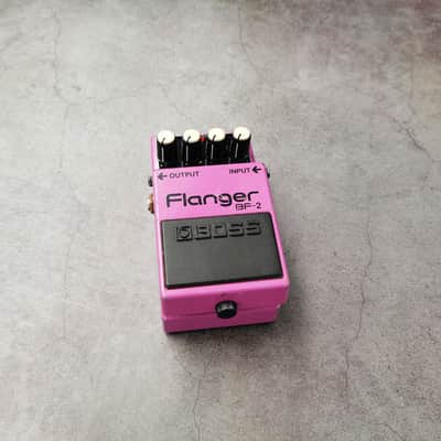 BOSS Flanger BF-2 ピンク Boss BF-2 Flanger, 90's Pink Label, Made in Taiwan - YouTube