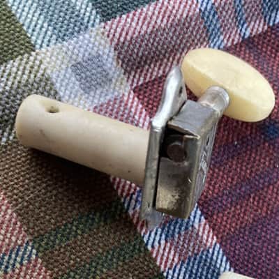 Single Vintage Framus Nylon / Classical Guitar Tuner, Bass Side, Plastic Post image 3