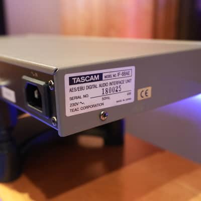 Tascam IF-88 AE- AES/EBU to TDIF converter image 12