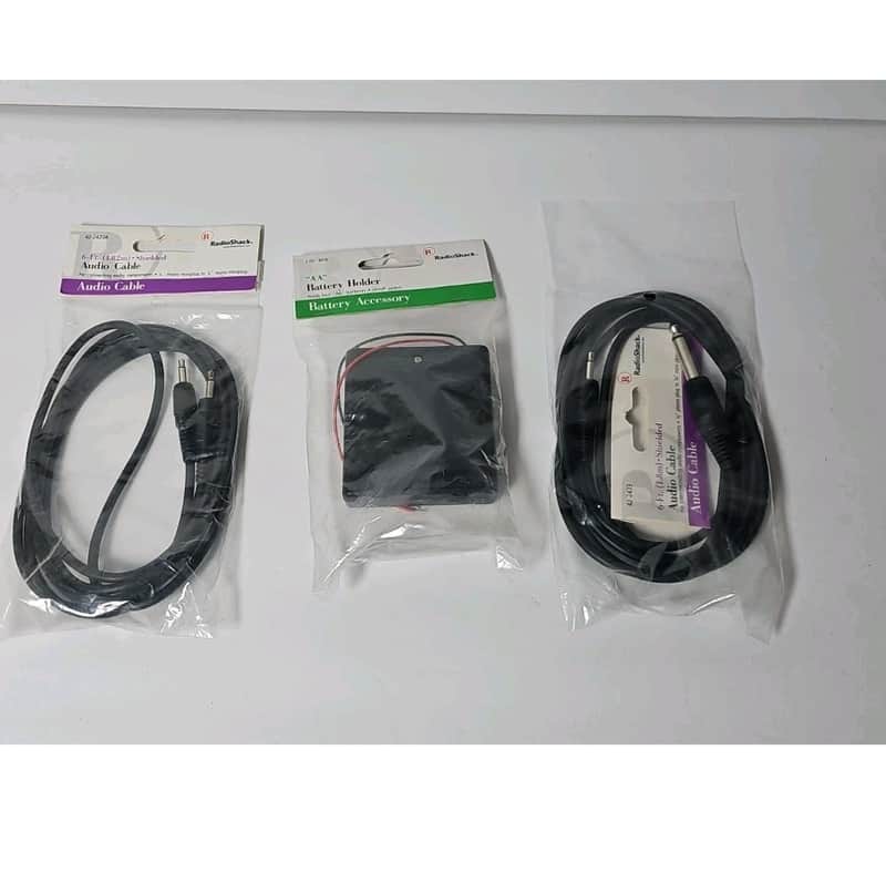 Radio Shack "AA" Battery Holder, Audio Cable Phono Headphone Cord Lot of 3 NOS image 1