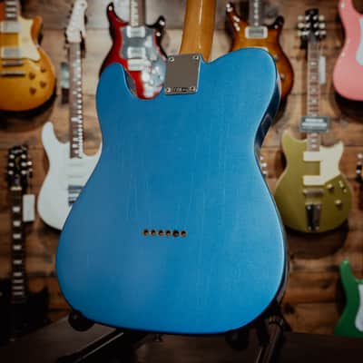 Fender Limited Edition Vintera II Road Worn '60s Telecaster, Rosewood Fingerboard, Lake Placid Blue, w/Deluxe Gigbag image 7