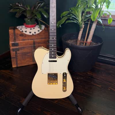 Fender MIJ Traditional '60s Daybreak Telecaster 2019 - Olympic White image 1