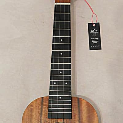 Twisted Wood KO-1000C All Solid Koa Wood Concert Ukulele with Gig Bag 2020 Natural Bild 4