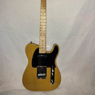 Squier Telecaster Maple Fretboard with Gig Bag + Pedal + mic + strap + strings image 9