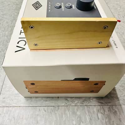 Universal Audio Volt 476 USB-C Audio Interface 2021 - Present - Tan / Gray image 3