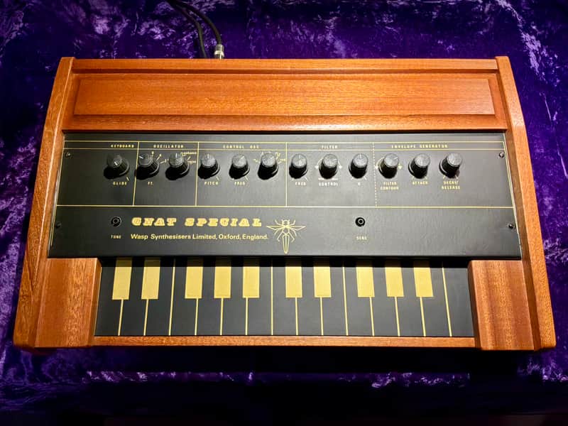 EDP Gnat Special 1980 - Mahogany wood. Original box! image 1