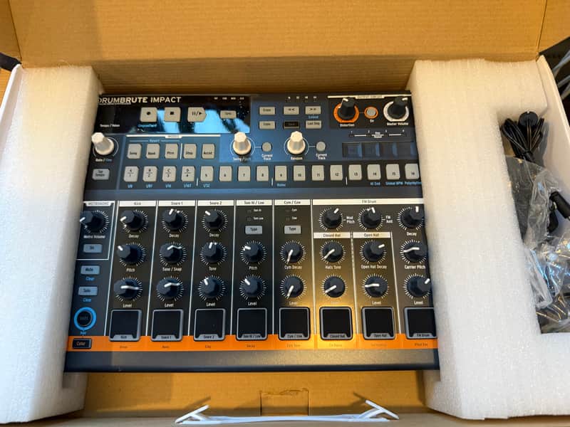 Arturia DrumBrute Impact