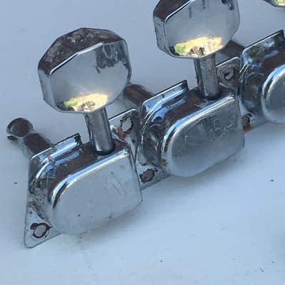 Lefty Fender Fullerton 1970s Reissue Chrome Vintage Spec Left F Tuners Relic 70s image 9