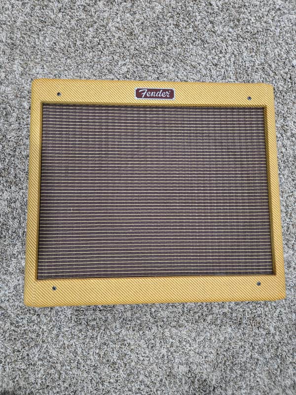 Fender Blues Junior Lacquered Tweed 15-Watt 1x12" Guitar Combo Limited Edition Jensen Speaker