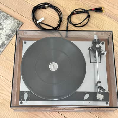 Vintage Thorens TD-145 Walnut Wood Turntable ~FULLY RESTORED~ LOOK ! image 7
