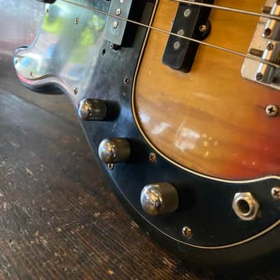 Fender Precision bass left-handed 1975 - Sunburst image 5