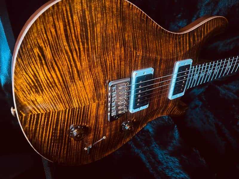PRS Custom 22 Tremolo 10-Top 2019 - Yellow Tiger image 1