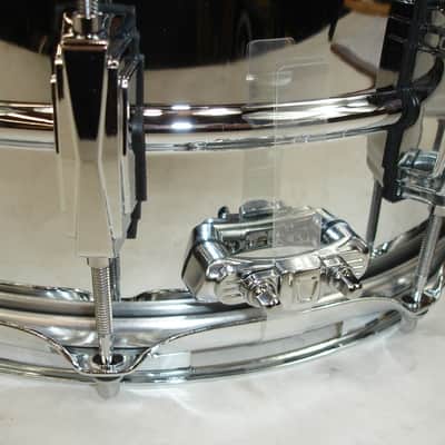 Ludwig LB402B Supraphonic 14"x6.5" Chrome Over Brass Snare Drum image 6