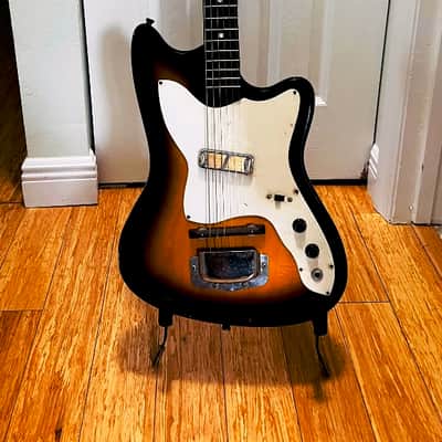 Harmony Bobcat 1966 - 2-tone Sunburst image 1
