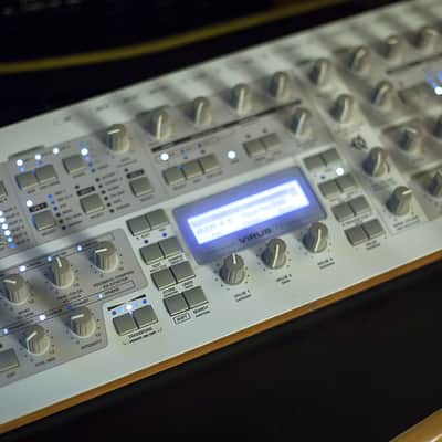 Access Virus TI2 Desktop (Limited Whiteout Edition) image 2