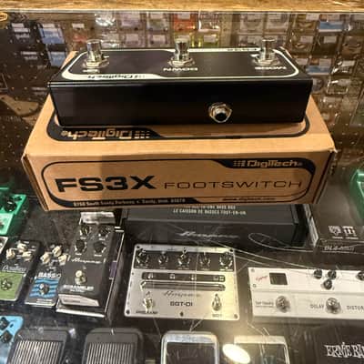 DigiTech FS3X 3 Button Footswitch 2010s - Black image 2