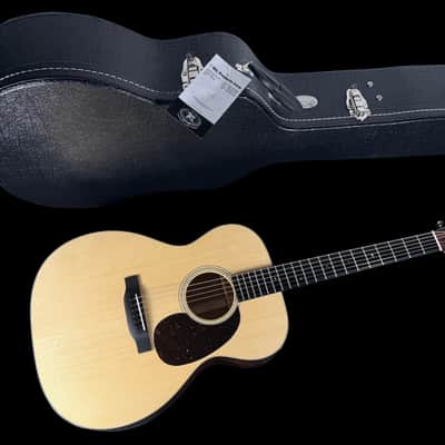 2025 Martin 000-18 Custom Shop Acoustic with Adirondack Top - Natural image 12