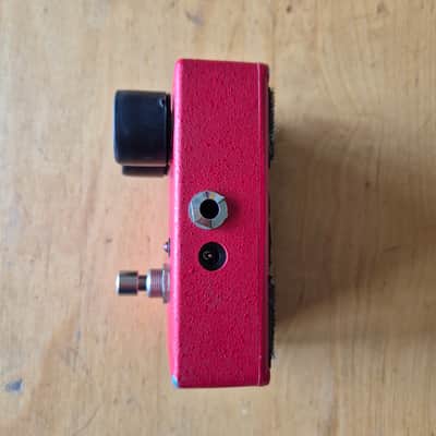 MXR M102 Dyna Comp 1995 - Present - Red image 3