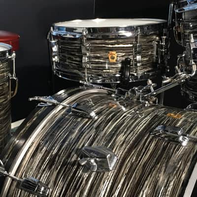 Ludwig Ringo, Original 1964, 22,13,16, 5.5x14, Black Oyster Pearl. Wow! image 7