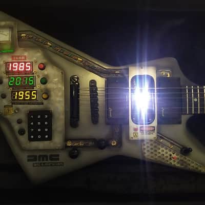 Martper Guitars ➤ Explorer Custom Shop ✦ Back to the Future ✦ 2021 image 4