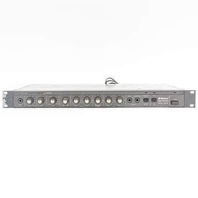 Maxon DM1000 Digital Delay Rackmount Processor – Vintage 1980s