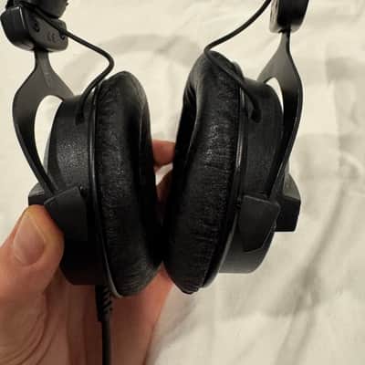 Beyerdynamic DT 770M Closed Back Headphones 2010s - Black image 2