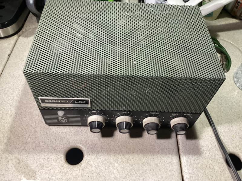 Stromberg-Carlson Signet 22 50s/60s - Green metal image 1