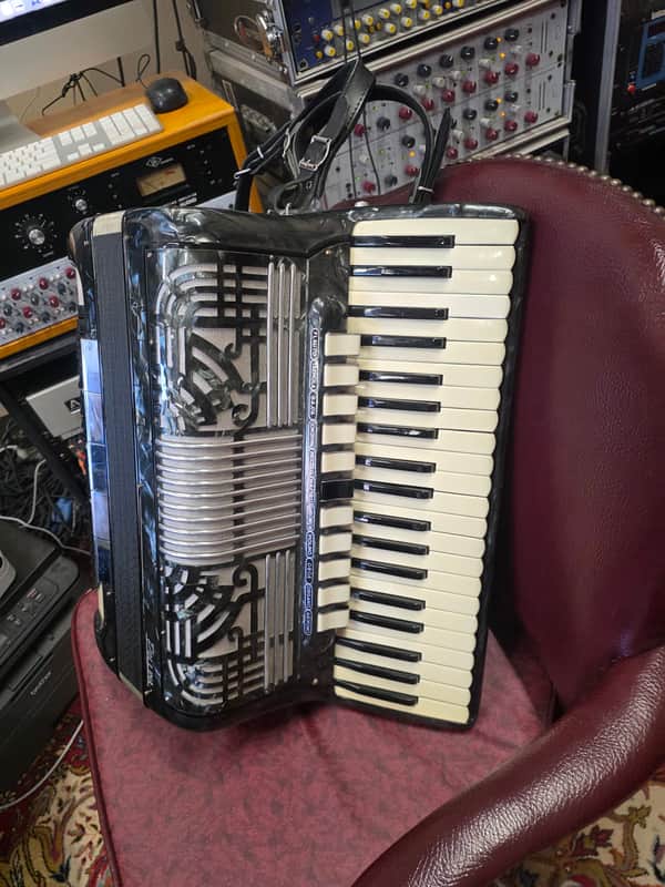 Pollina Piano Accordion 41/120 Made in Italy w Case and Straps image 1