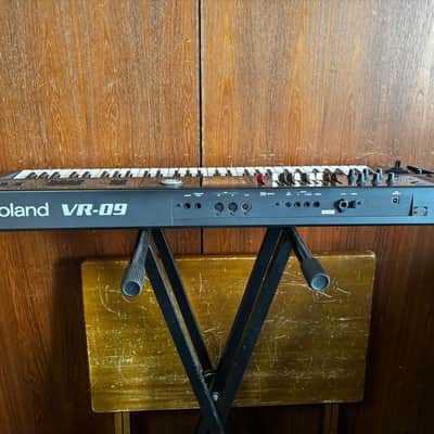 Roland V-Combo VR-09 Live Performance Keyboard w/ 100-240V power supply image 7
