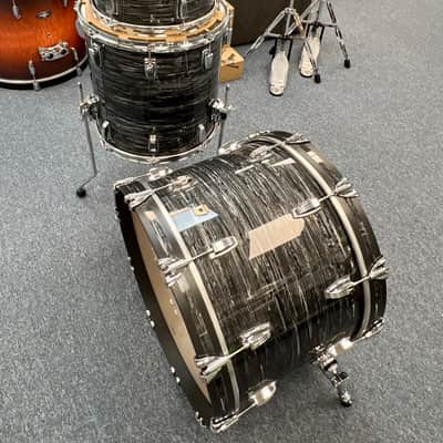 Ludwig Classic Maple Fab 3 Piece Shell Pack, Vintage Black Oyster - Floor Display image 18