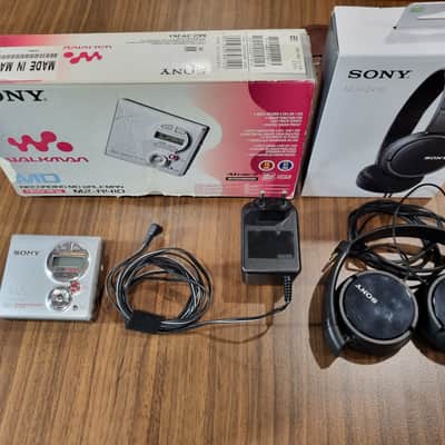 Sony Minidisc player/ recorder WM MZ-R410 image 2