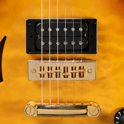 EVH SA-126 Special QM Semi-Hollow Electric Guitar - Tobacco Sunburst with Hardshell Case - Used image 13