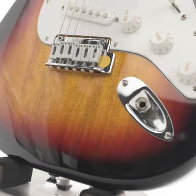 Fender Standard Stratocaster 2025 - Present - 3-Color Sunburst image 6
