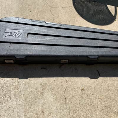 Peavey T-40 1980s Contour Bass Case image 1
