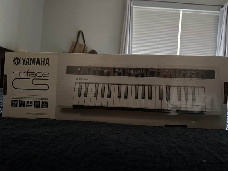 Yamaha Reface CS Mini Mobile Keyboard 2015 - Present - White image 1