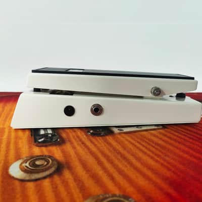 Fulltone Clyde Deluxe Wah - White image 4