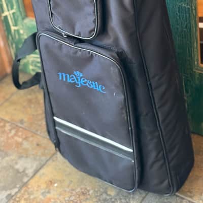 Majestic AK32PC Bell Educational Kit with Rolling Bag & Tripod Stand image 12