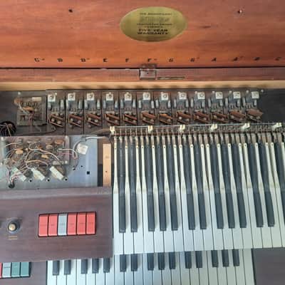 Thomas Organ AR-1 60s or 70s - Wood image 9