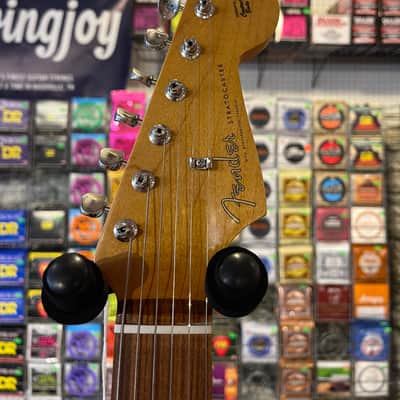 Fender Vintera '60s Stratocaster Modified with Pau Ferro Fretboard - Burgundy Mist Metallic image 3