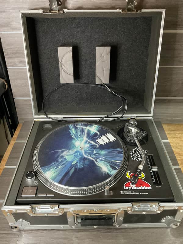 Technics SL-1200MK2 1979 - 2010 - Silver