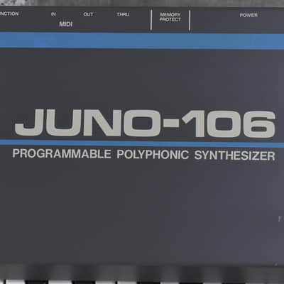Roland JUNO-106 Programmable Polyphonic Synthesizer in Very Good condition image 8
