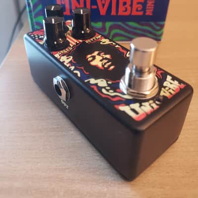 Dunlop JHW3 Jimi Hendrix Signature '69 Psych Series Uni-Vibe Mini 2020 - Present - Graphic image 5
