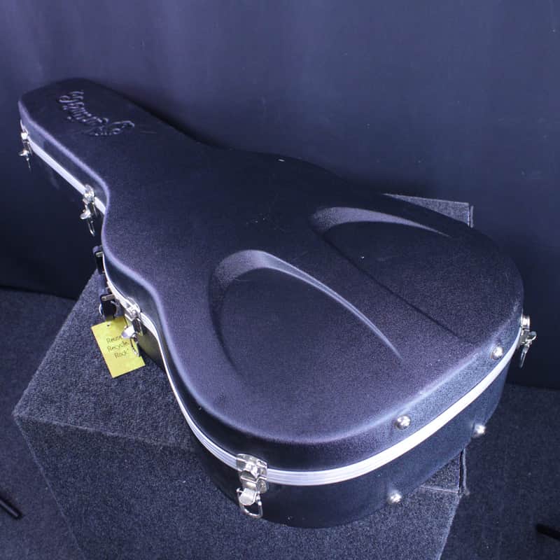 Martin 640 Case 2010s - Black image 1