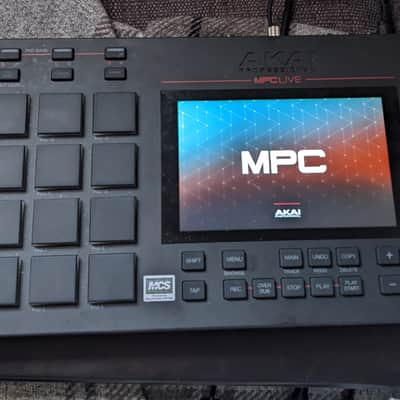 Akai MPC Live Standalone Sampler / Sequencer 2017 - 2020 - Black imagen 2