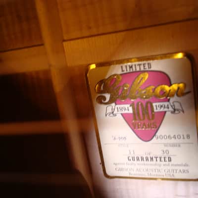 Gibson J 200 Custom 1994 - Cherry Sunburst image 13